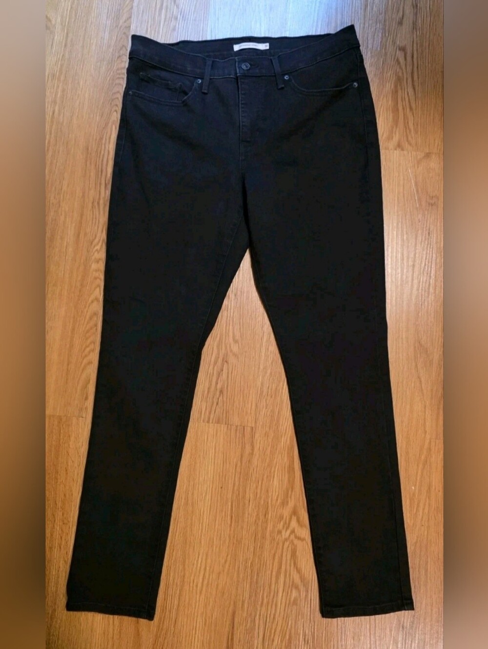 Levi's 311 Shaping Skinny Jeans Women's 31x30 Black Tummy Slimming Stretch EUC